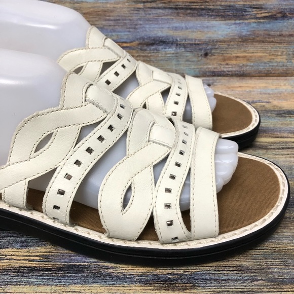 Clarks Womens Sliders Slip on Sandals Cutout Accent Leather Size 11N - Picture 3 of 11